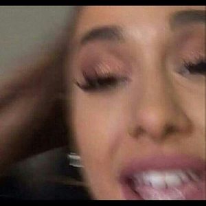 Meet your Posher, Lorraine